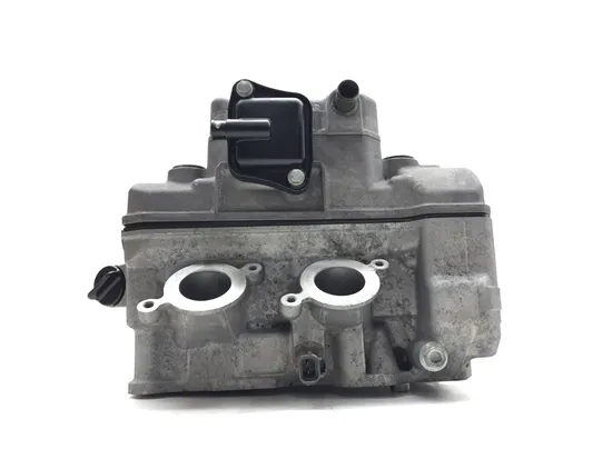Engine Cylinder Head Complete W Valves 2006 Suzuki Burgman 650 AN650 3001A