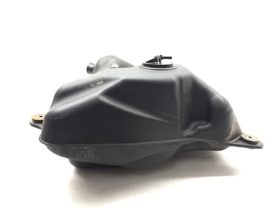 Gas Tank Fuel Petrol 2006 Suzuki Burgman 650 AN650 3001A