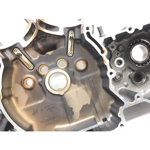 Engine Left Right Center Cases 2007 Harley Sportster 1200 Custom XL1200C 3035 x 17
