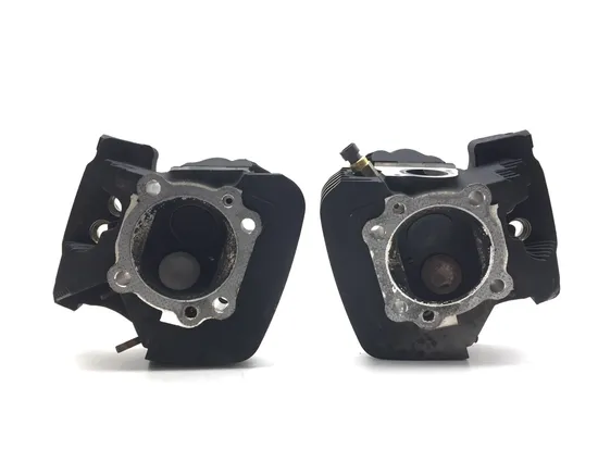 Front Rear Cylinder Head Set 2005 Harley Dyna Wide Glide EFI FXDWGI 3052 x
