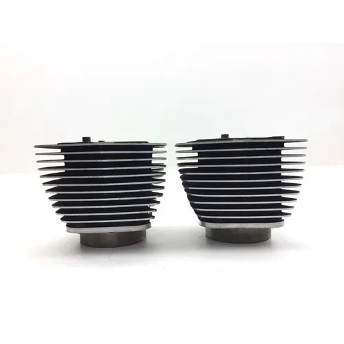 Front Rear Cylinder Jugs w Pistons 2005 Harley Dyna Wide Glide EFI FXDWGI 3064 11