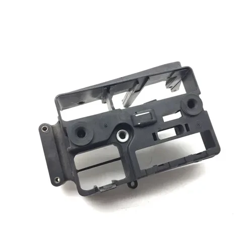 Wiring Harness Bracket 2005 Harley-Davidson Dyna EFI FXDWGI 3064 9