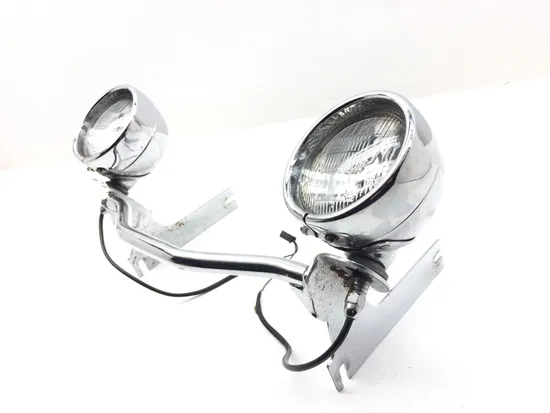 Left Right Spot Lights 2004 Harley-Davidson Road King Custom EFI FLHRSI 3047 x