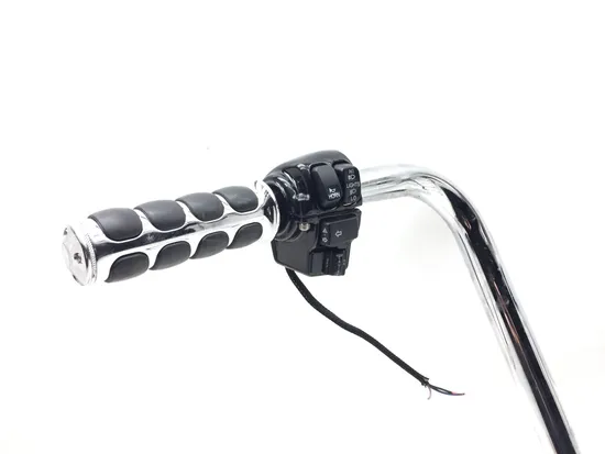 Aftermarket Handle Bars w Cables 2004 Harley Road King Custom EFI FLHRSI 3047 x