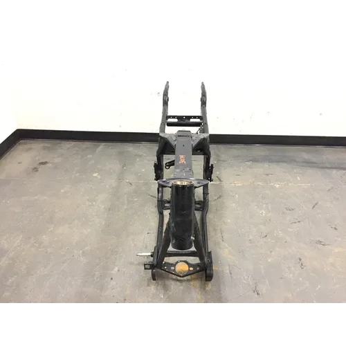 Main Frame Chassis CLN 2005 Harley Electra Glide Ultra Classic EFI FLHTCUI 3074x 15