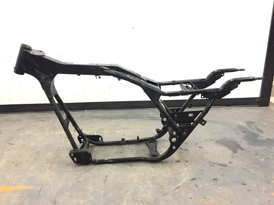 Main Frame Chassis CLN 2002 Harley Electra Glide Ultra Classic EFI FLHTCUI 3051x