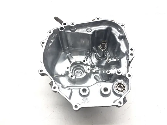 Engine Stator Generator Cover 2018 Honda Pioneer 1000 SXS1000M3 EPS 3084