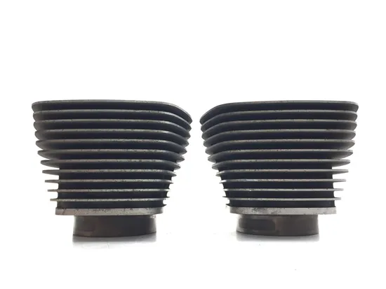 Front Rear Cylinder Jugs w Pistons 2005 Electra Glide Classic FLHTCI 3071 x