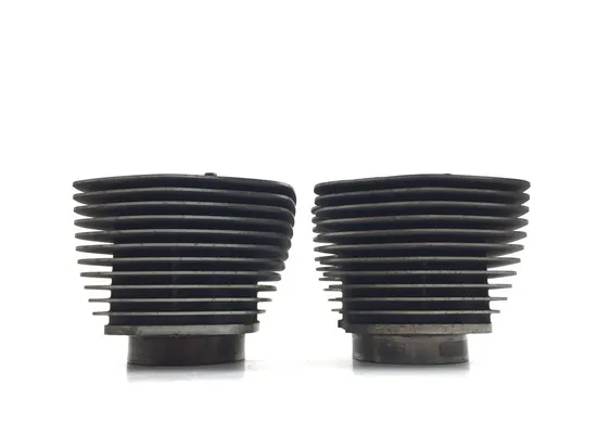 Front Rear Cylinder Jugs w Pistons 2005 Electra Glide Classic FLHTCI 3071 x