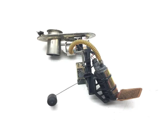 Gas Fuel Tank Pump 2005 Harley-Davidson Electra Glide Classic EFI FLHTCI 3071