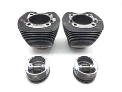 Front Rear Cylinder Jugs w Pistons 2006 Harley Road King Custom FLHRS 3086 x