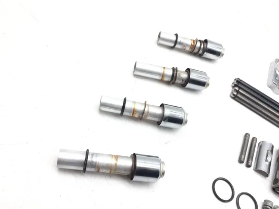 Push Rods Tubes and Lifters 2006 Harley-Davidson Road King Custom FLHRS 3086