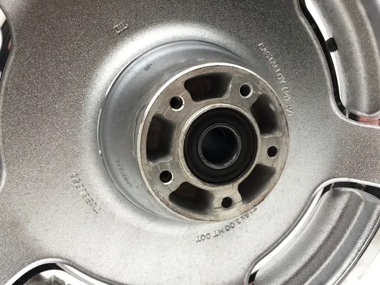 16in Front Wheel Rim Mag 2006 Harley-Davidson Road King Custom FLHRS 3086