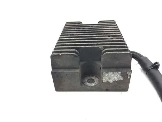 Ignition Voltage Regulator 2001 Harley-Davidson Sportster 1200 XLH1200 3072 x