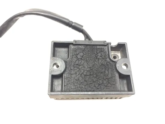 Ignition Voltage Regulator 2001 Harley-Davidson Sportster 1200 XLH1200 3072 x