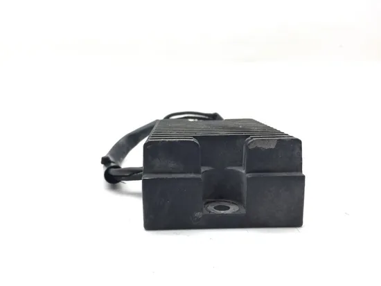 Ignition Voltage Regulator 2001 Harley-Davidson Sportster 1200 XLH1200 3072 x