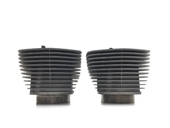 Front Rear Cylinder Jugs w Pistons 2007 Harley Dyna Super Glide FXD 3049 x