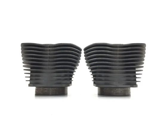 Front Rear Cylinder Jugs w Pistons 2007 Harley Dyna Super Glide FXD 3049 x