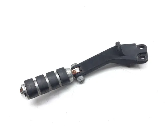 Left Right Set Passenger Peg Bracket 2007 Harley Dyna Super Glide FXD 3049 x