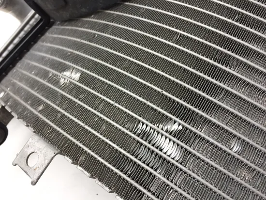 Radiator Cooling Front Fluid with Fan 2005 Kawasaki ZZR600 3090 x