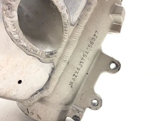 Main Frame Chassis 2005 Kawasaki ZZR600 3090 x