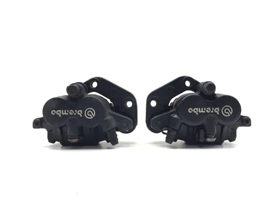 BremboLeft Right Front Brake Calipers Pads Set 2009 BMW F800GS 2867