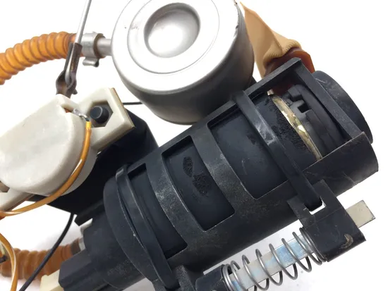 Gas Fuel Tank Pump 2000 Harley-Davidson Electra Glide Classic EFI FLHTCI 3098 7