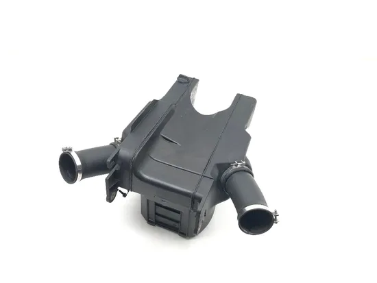 Air Box With Lid 1995 BMW R1100RS ABS 3089