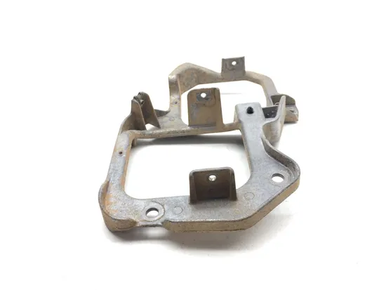 Right Headlight Fender Bracket 2017 Yamaha YXZ1000R SS 3046