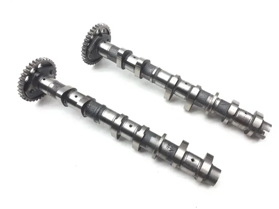 Engine Cylinder Head Complete W Cams Valves 2018 Triumph Street Triple R 3108