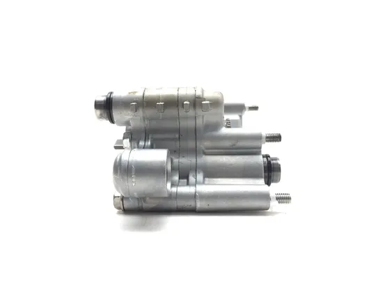 Engine Oil Pump Assembly 2017 Honda Pioneer 700 SXS700M2D Deluxe 3105