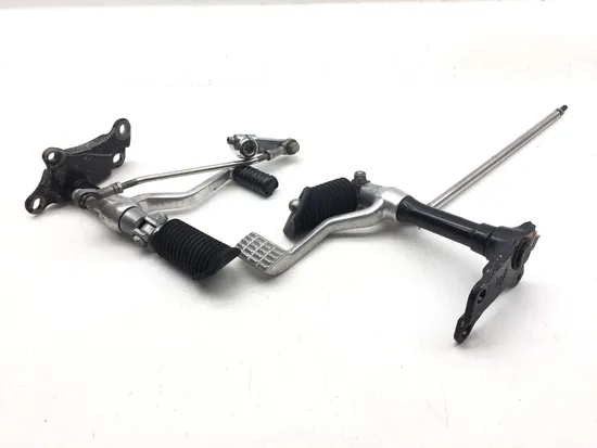 Left Right Forward Controls 2000 Harley-Davidson Sportster 1200 XLH1200 3109 x