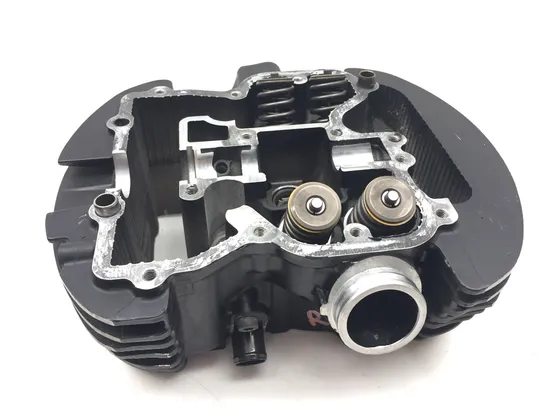 Engine Cylinder Head Complete Rear 2005 Suzuki Boulevard C50 3111 x