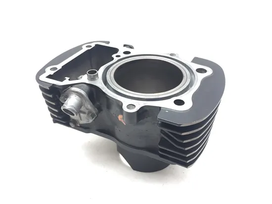 Engine Cylinder Jug W Piston Rear 2005 Suzuki Boulevard C50 3111