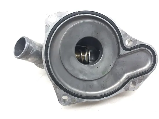 Water Pump Cover 2005 Suzuki Boulevard C50 3111