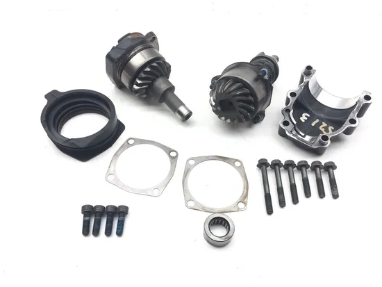 Engine Ring and Pinion Bevel Gear Set 2005 Suzuki Boulevard C50 3111