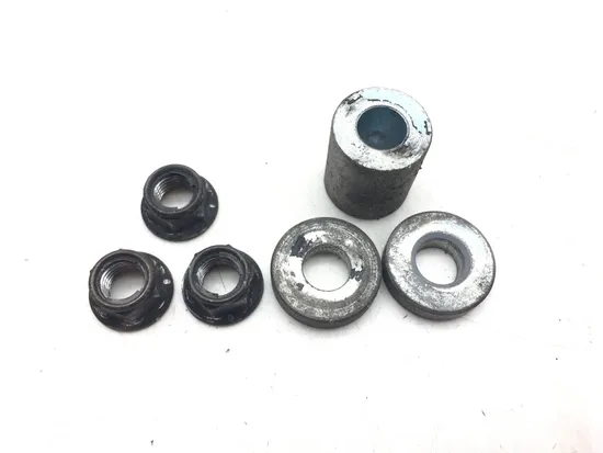 Engine Motor Mounts 2005 Suzuki Boulevard C50 3111