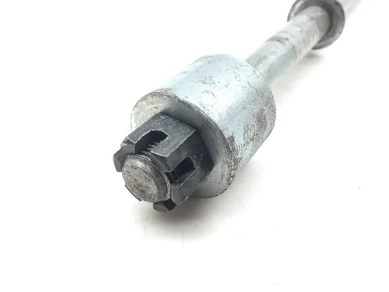 Rear Wheel Axle 2005 Suzuki Boulevard C50 3111