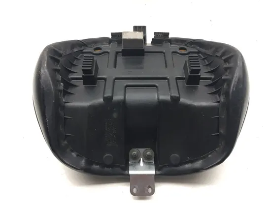 Front Seat Rider Driver Pad Cushion 2005 Suzuki Boulevard C50 3111