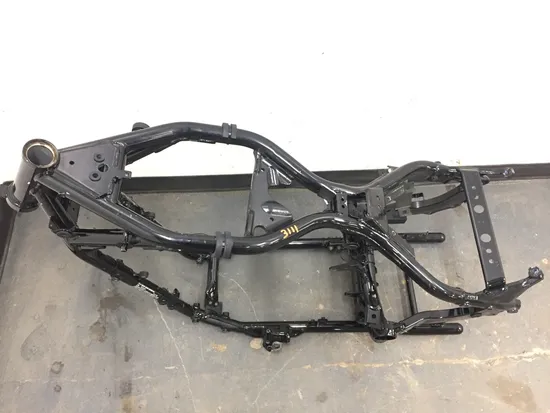Main Frame Chassis 2005 Suzuki Boulevard C50 3111