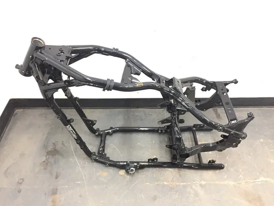 Main Frame Chassis 2005 Suzuki Boulevard C50 3111