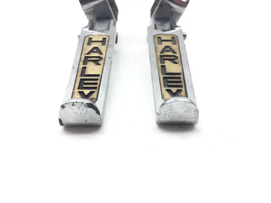 Highway Pegs Set 2005 Harley Electra Glide Ultra Classic EFI FLHTCUI 3121 x