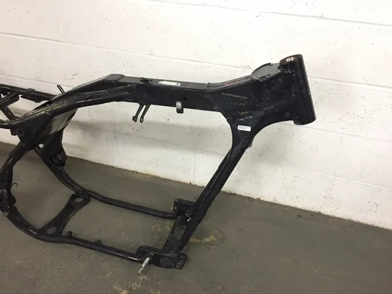 Main Frame Chassis CLN 2005 Harley Electra Glide Ultra Classic EFI FLHTCUI 3121x