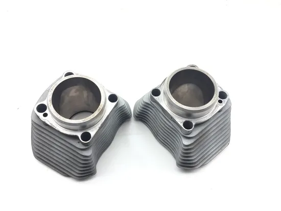 Front Rear Cylinder Jugs w Pistons 2011 Harley Sportster 883 Super Low 3125