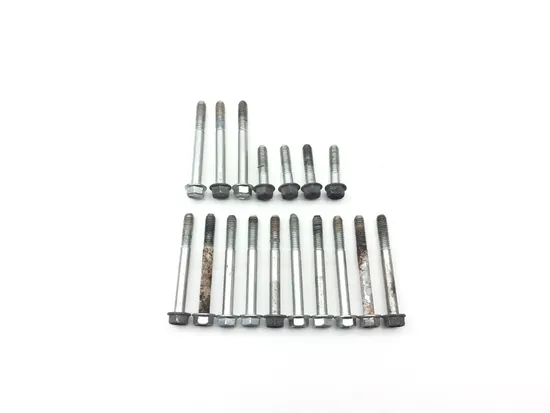 Engine Left Right Center Case Bolts 2011 Harley Sportster 883 Super Low 3125