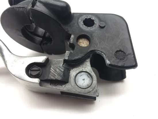 Clutch Perch 2001 Harley-Davidson Electra Glide Classic FLHTC 3126 x 4