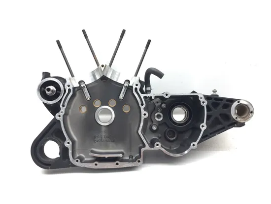 Engine Left Right Center Cases 2005 Harley Sportster 1200 Custom XL1200C 3138 x