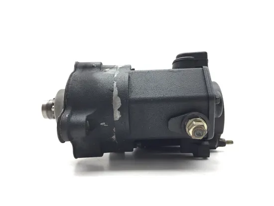 Electric Starter Motor 2005 Harley-Davidson Sportster 1200 Custom XL1200C 3138 x 2
