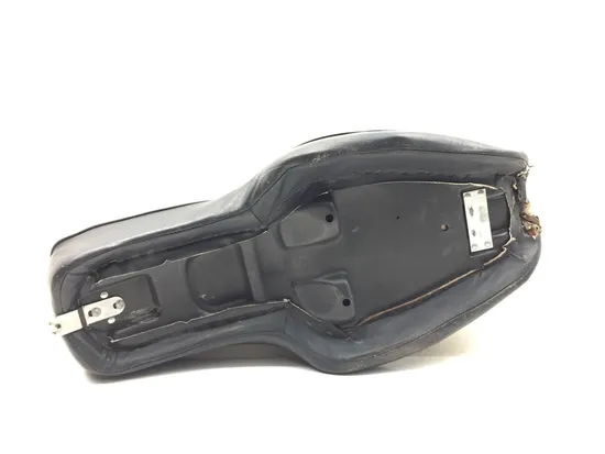 Seat 2005 Harley-Davidson Sportster 1200 Custom XL1200C 3134 x