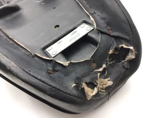 Seat 2005 Harley-Davidson Sportster 1200 Custom XL1200C 3134 x